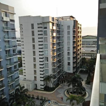 One Palm Tree Villas Manila Exterior foto